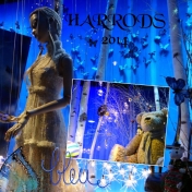 HARROD'S WINDOWS IN BLUE 